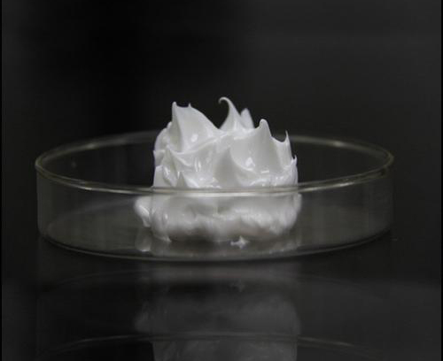 潤滑脂滴點的高低主要受到什么影響？